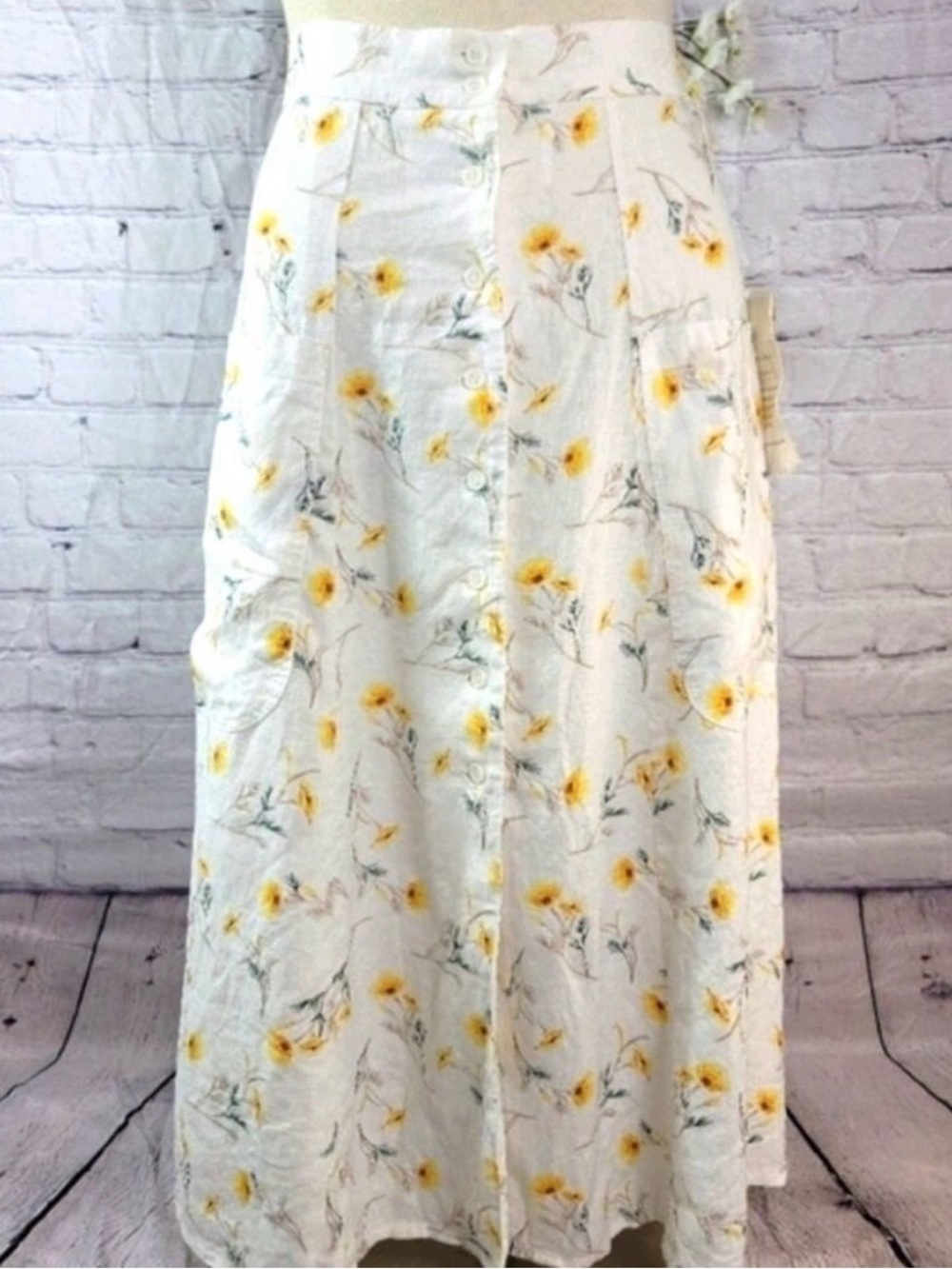 Happy X Nature White and Yellow Floral Skirt Linen